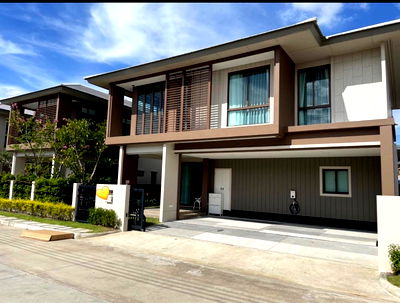 เช่าบ้านเดี่ยว เขตบางกะปิ : uxury Home for Rent – Burasiri Krungthep Kreetha บ้านเดี่ยวหรู ตกแต่งเฟอร์ครบ พร้อมเข้าอยู่ ทำเลกรุงเทพกรีฑา ใกล้โรงเรียนนานาชาติ เหมาะสำหรับครอบครัว