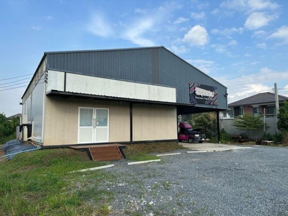 รูป ให้เช่าโกดัง มีออฟฟิศ / พื้นที่ดิน 150 ตารางวา / พื้นที่ใช้สอยอาคาร+โกดัง 304 ตารางเมตร - รูปที่ 2/6