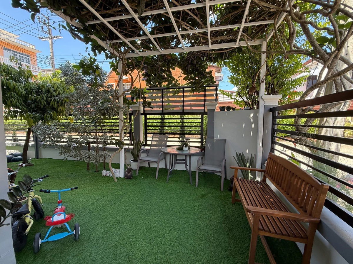 รูป ขาย บ้านเดี่ยว 3 ชั้น รีโนเวทใหม่ ทำเลพุทธมณฑลสาย 3 ซอย 28 - รูปที่ 3/9