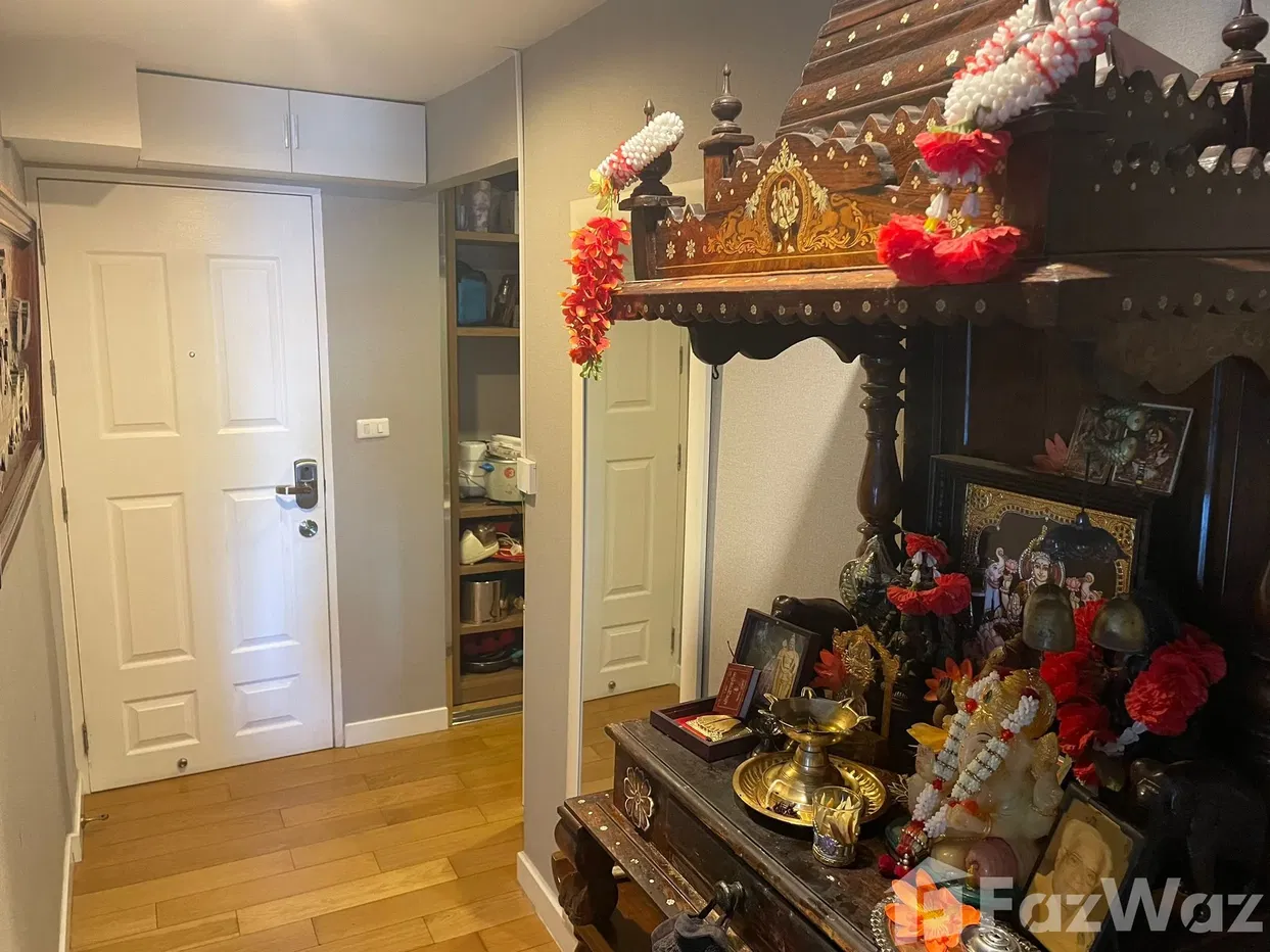 picture . 1887307 - 3/18