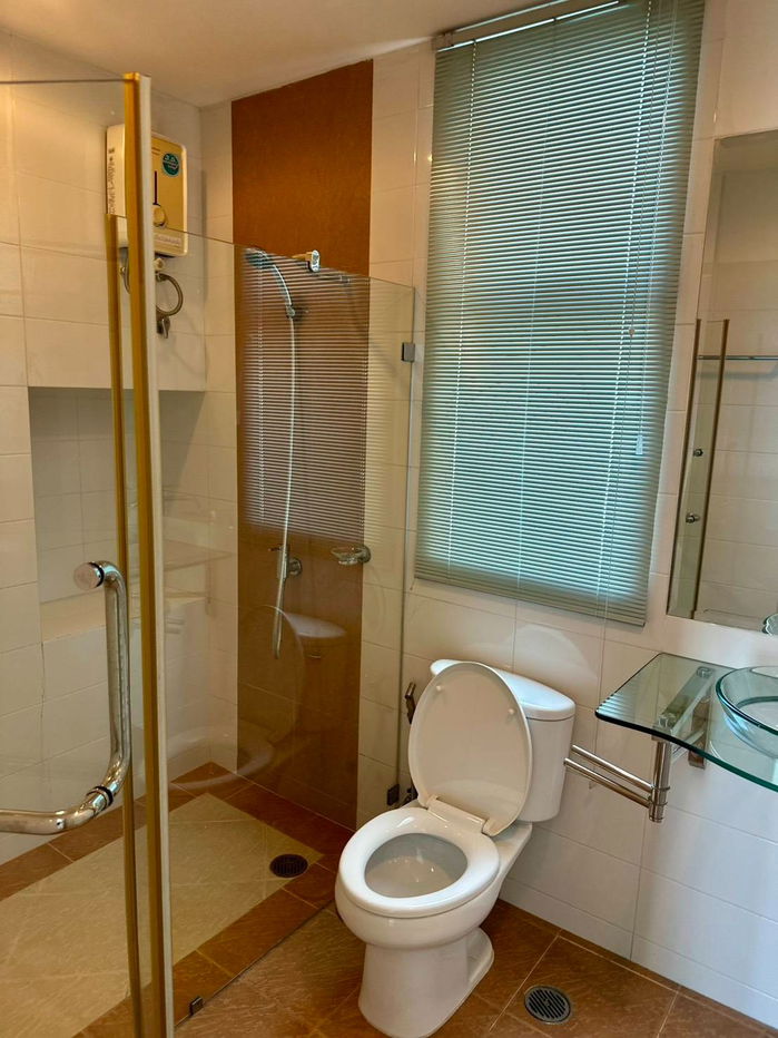 picture Condo for rent THE COMPLETE RAJAPRAROP, 2 bedroom - 13/13