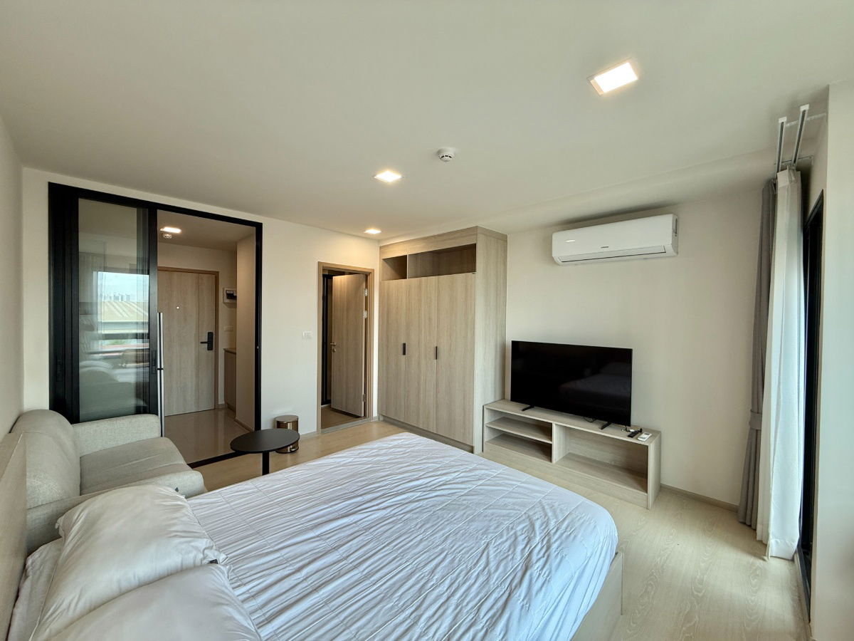 รูป 📣ให้เช่าห้องใหญ่✨“Dcondo Hype” ห้องวิวสระ 💎ตรงข้าม ม.กรุงเทพ 🚌มีบริการรถรับ-ส่ง และ🛒มี 7-11 หน้าคอนโด - รูปที่ 3/7