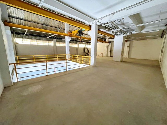 รูป ศูนย์กระจายสินค้าโลตัส บางบัวทอง ให้เช่าโกดัง 2 ชั้น ย่านบางบัวทอง 2,000 ตร.ม. 5ไร่ 7-Eleven 1.7 กม. - รูปที่ 8/8