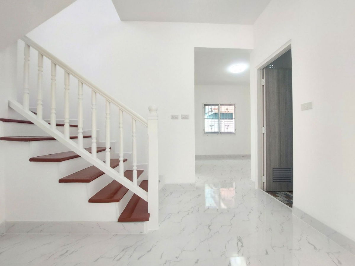 รูป บ้านเดี่ยวพฤกษาวิลเลจ 3 คลองสาม เพิ่มพื้นที่ใช้สอย 4 ห้องนอน ใกล้สวนสาธารณะ รีโนเวทใหม่ทั้งหลัง พร้อมเข้าอยู่ - รูปที่ 8/15