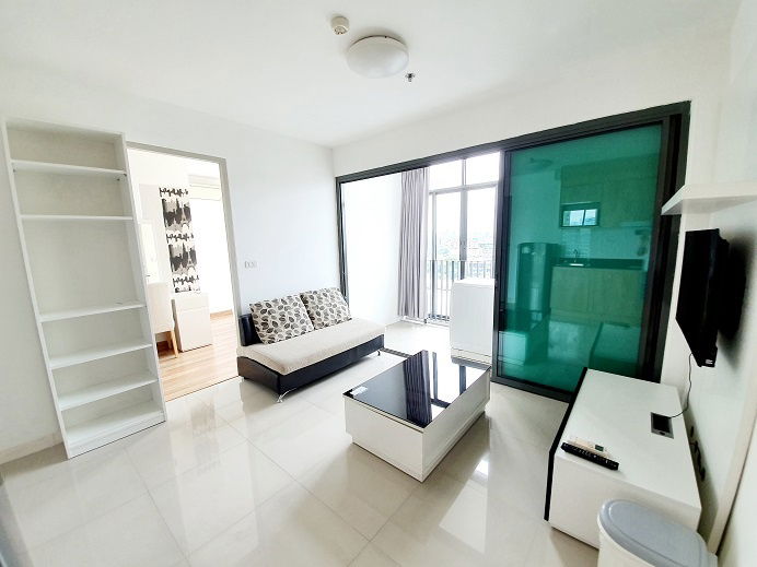 picture ðĨBest deal in Ideo Blucove Sukhumvit for rentðĨ newly renovated room with wide layout - 1/13