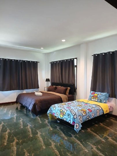 รูป ปล่อยเช่า Pool Villa 2 ชั้น ดอยสะเก็ด บ้านชั้นครึ่ง 2 ห้องนอน พื้นที่ 300 ตรม. - รูปที่ 3/14