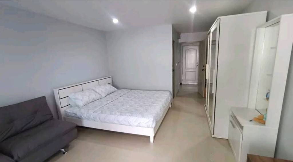 รูป ให้เช่าคอนโด รีเจ้นท์ โฮม 7 สุขุมวิท (สรรพาวุธ 2) ชั้น 7 ตึก G ใกล้ BTS บางนา เช่าถูก 6,000 บาท  - รูปที่ 3/8