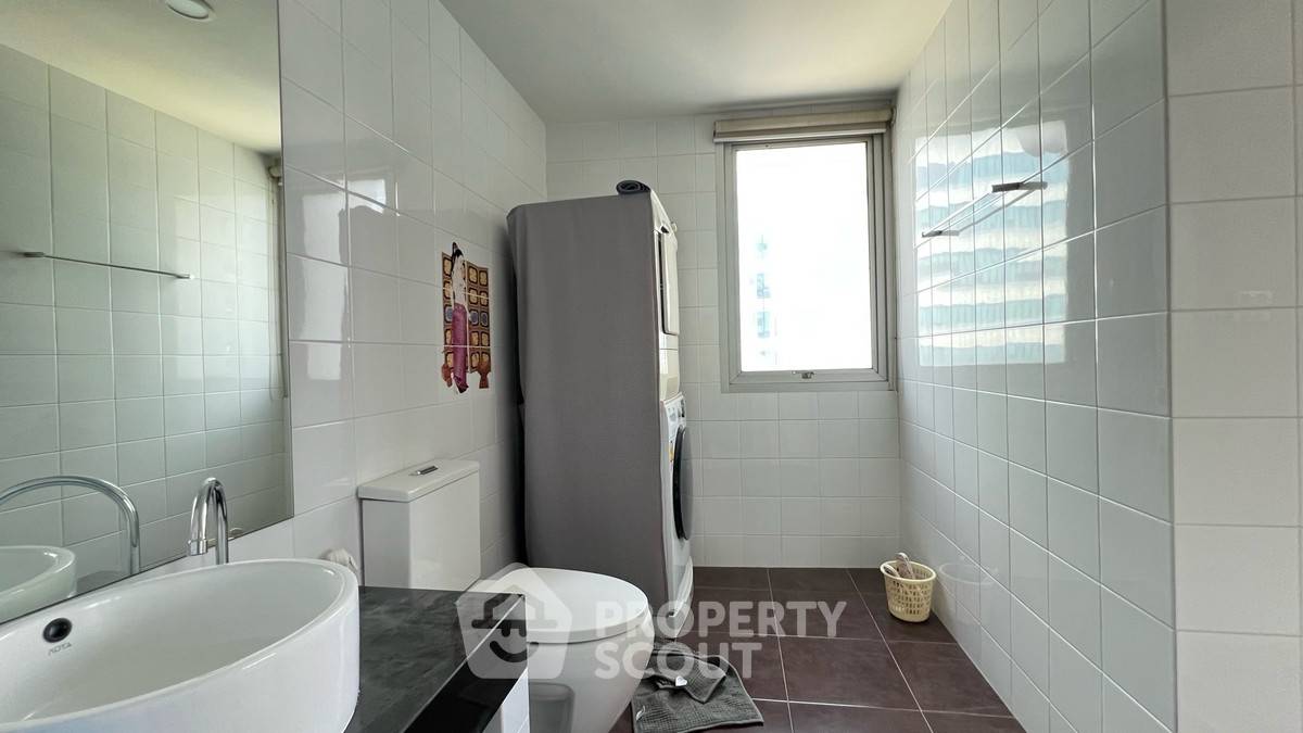 picture 2-BR Condo at St. Louis Grand Terrace near BTS Saint Louis (ID 2455135) - 9/13