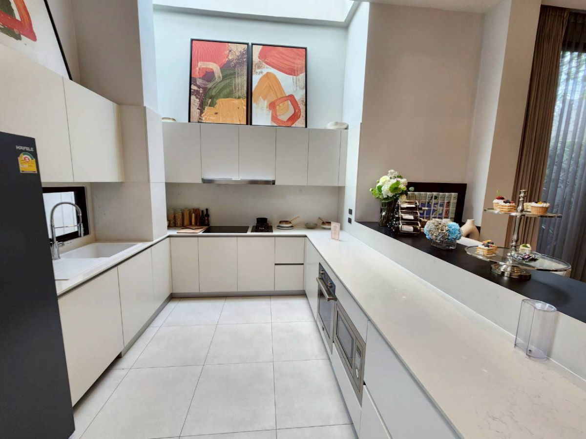 รูป ขายบ้านเดี่ยวหรู 4 ชั้น พระราม 9 ซอย 39 ใช้สอยกว่า 500ตรม. 4 ห้องนอน 5 ห้องน้ำ 3 จอดรถ เพียง 39.9 ล้านบาท - รูปที่ 12/44