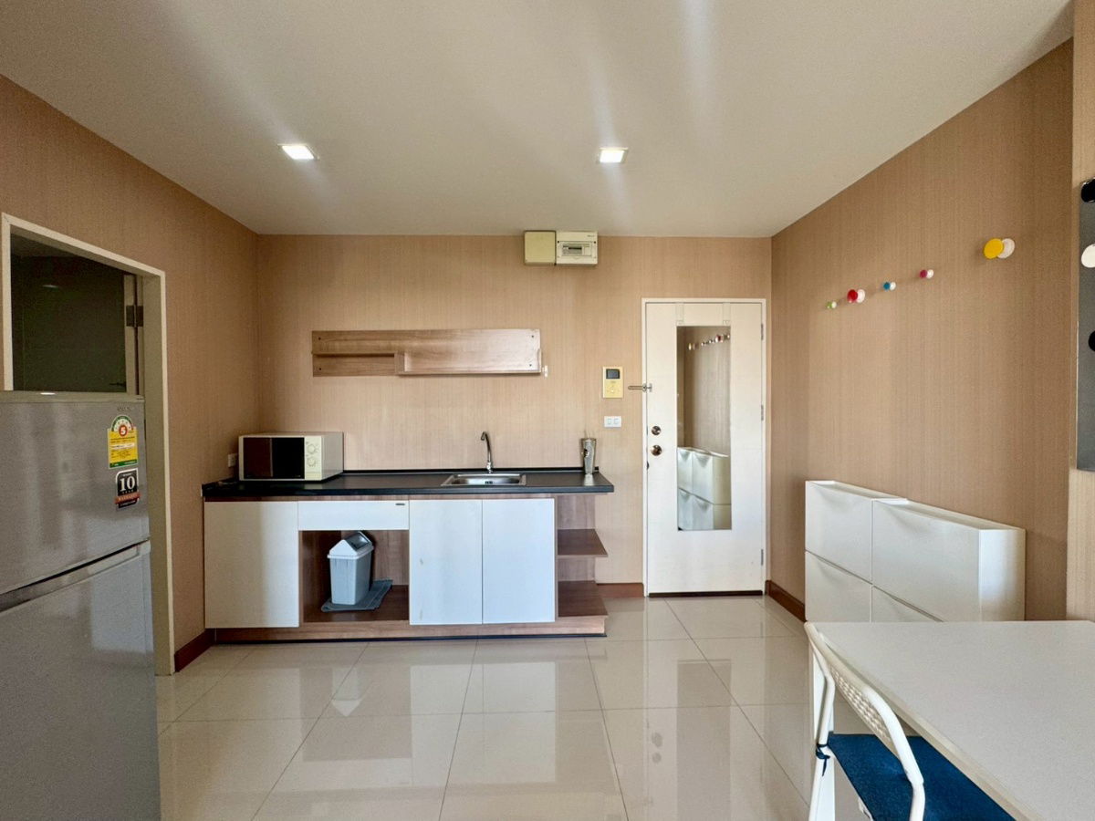 รูป ✨ห้องชั้นสูง ฟรีวิวแบบสุดสายตา ให้เช่า Airlink Residence พร้อมเฟอร์ครบ เข้าอยู่ได้ทันที ห้องขนาดใหญ่ 36 ตร.ม. วิวสนามบิน ✈️ - รูปที่ 5/9