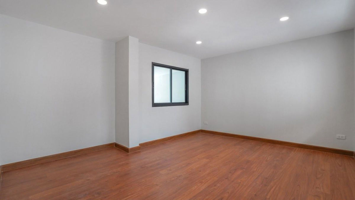 รูป เพชรวัฒนะ แจ้งวัฒนะ-เลียบคลองประปา บ้านเดี่ยวรีโนเวทใหม่ พร้อมอยู่บนทำเลศักยภาพ ห้องมุม/ริม ให้ความเป็นส่วนตัวสูง - รูปที่ 11/17