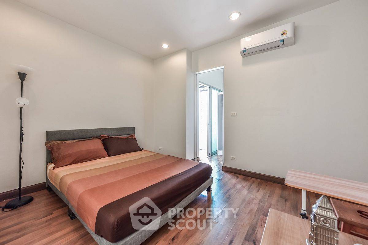 รูป คอนโด 2-ห้องนอน ที่ คิว เฮ้าส์ สาทร ใกล้ BTS กรุงธนบุรี (ID 2467056) - รูปที่ 2/8