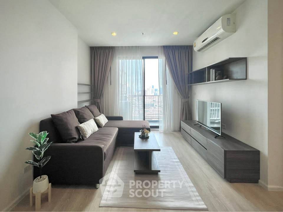 รูป คอนโด 2-ห้องนอน ที่ ควินน์ คอนโด รัชดา 17 ใกล้ MRT สุทธิสาร (ID 2468550) - รูปที่ 5/8