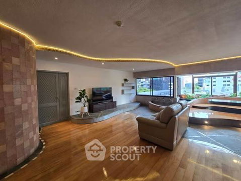 2-BR Condo at Sithakarn Condominium near BTS Phloen Chit (ID 2467073)