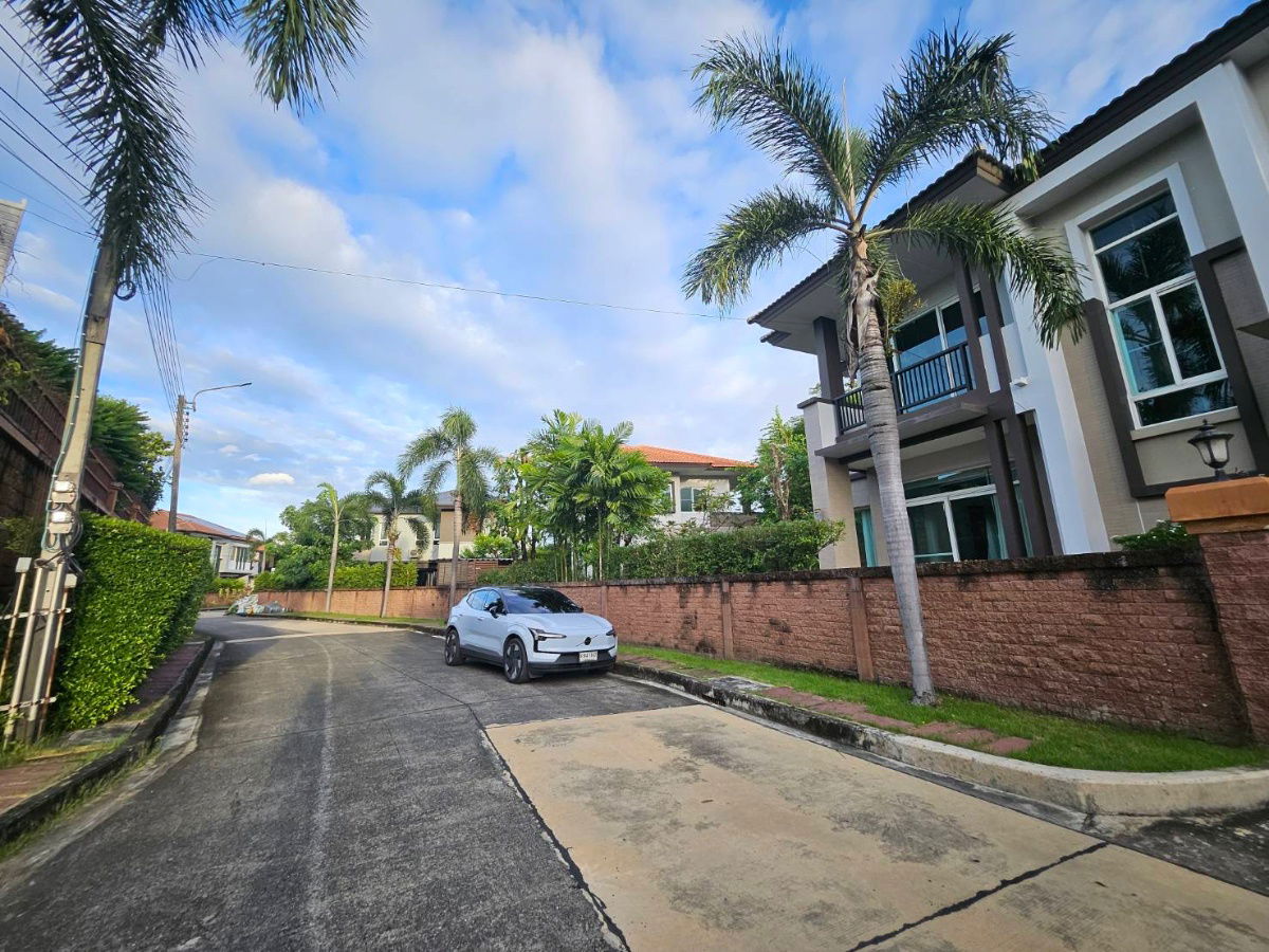 รูป ให้เช่าบ้านลัดดารมย์ชัยพฤกษ์-แจ้งวัฒนะ ตกแต่งพร้อมอยู่ แอร์ 5 เครื่อง - รูปที่ 30/32