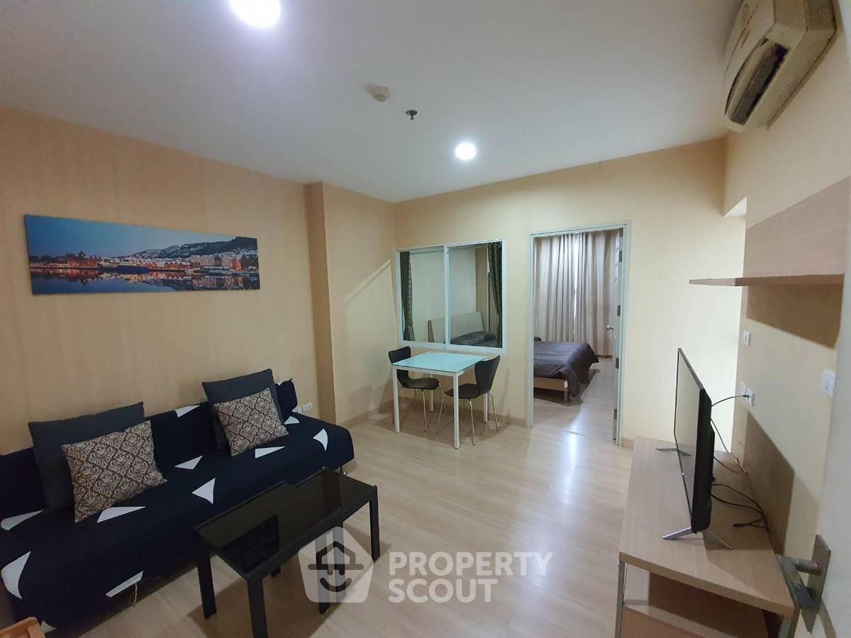 picture 1-BR Condo at Life @ Sathorn 10 near BTS Saint Louis (ID 452659) - 2/9