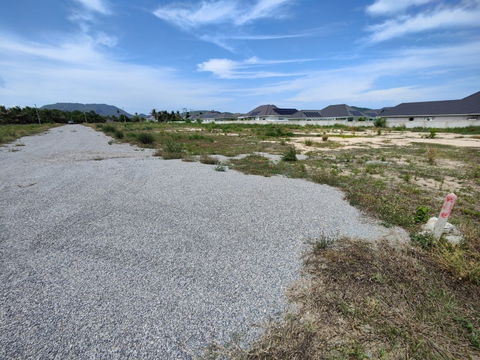 ขายที่ดิน 1-0-0 ไร่ เป็นแปลงสร้างบ้านชั้นเยี่ยม ใกล้สนามกอล์ฟแบล็คเมาน์เทน