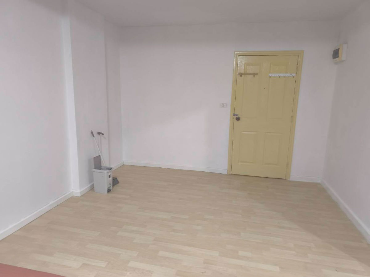 picture Condo for sale D Condo Ramkhamheang near The Mall - 6/12