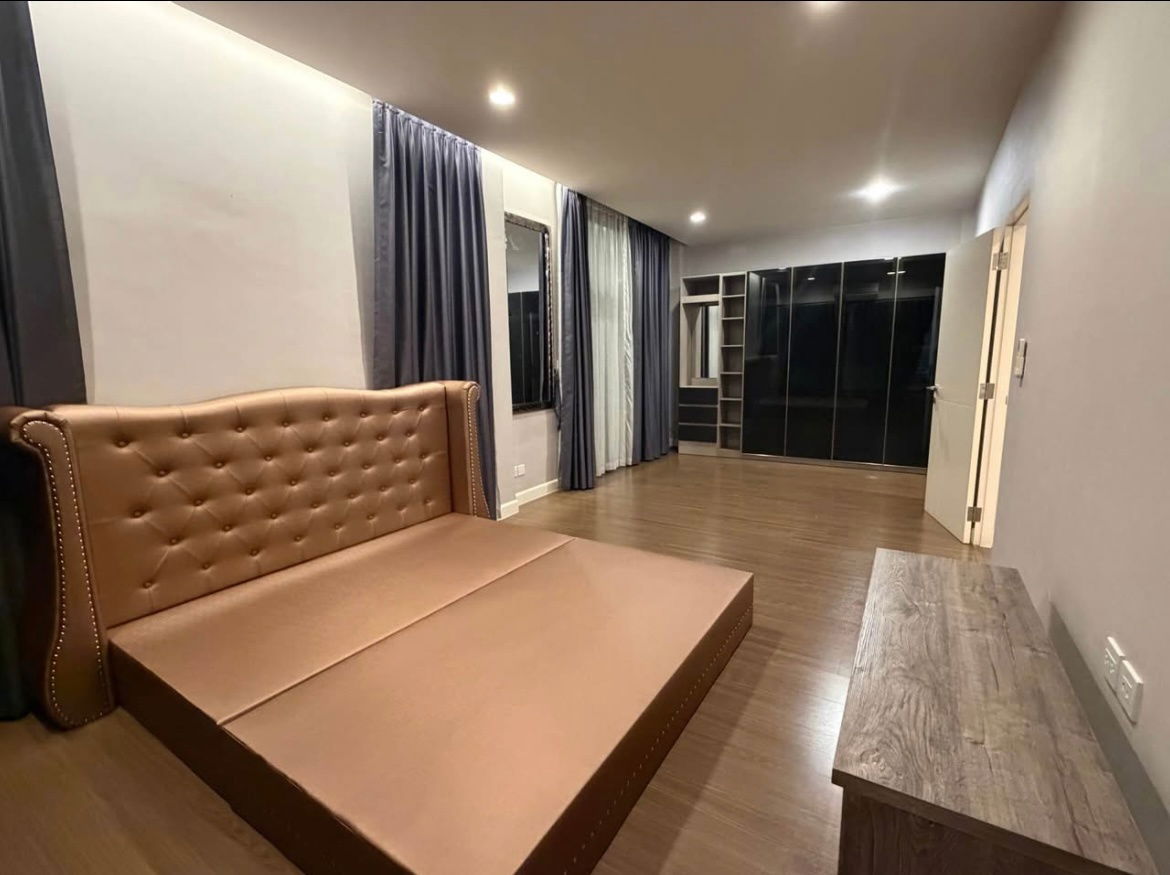 รูป ให้เช่า เศรษฐสิริ พัฒนาการ ใกล้สวนหลวง ร.9 4 ห้องนอน ตกแต่งโมเดิร์น พร้อมเข้าอยู่ - รูปที่ 11/13