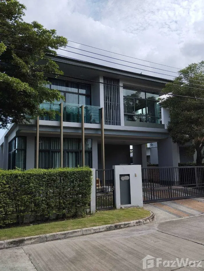 picture 3 Bedrooms House for sale at Setthasiri Srinakarin - Rama 9 1984727 - 2/9
