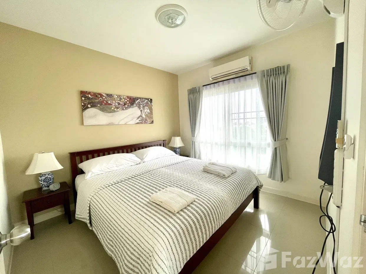 picture 1 Bedroom corner unit for sale with a mountain view. 5915475 - 7/12