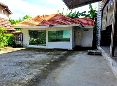 เช่าโรงงาน MRT ไทรม้า : ให้เช่า โกดัง พร้อมสำนักงาน พื้นที่ 500 ตารางเมตร ซอยท่าอิฐ 