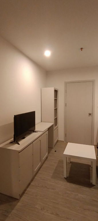 รูป รีเจ้นท์ โฮม วุฒากาศ Regent Home Wutthakat ตึก B ชั้น 29 วิวสระ โล่งโปร่งสบาย 1 ห้องนอน 1 26.5 ตร.ม   ชั้นสูงวิวสวย ตกแต่งสไตล์มินิมอล - รูปที่ 3/13