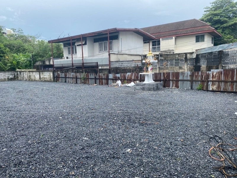 picture Long-term land for rent, filled land, prime location, affordable price, in the heart of the city, Ari area, Soi Phahonyothin 1. - 6/9