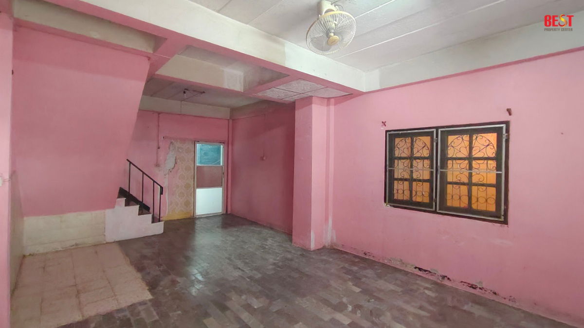 รูป ขายทาวน์เฮ้าส์ 2 ห้องนอน หมู่บ้านจามจุรี ซอยสังฆสันติสุข 32 หนองจอก ทำเลดี ใกล้ รร.เซนต์เทเรซา - รูปที่ 3/10