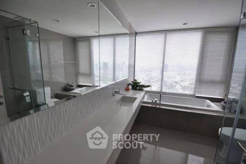 picture 2-BR Condo at Rhythm Sukhumvit 42 near BTS Ekkamai (ID 2467583) - 18/23
