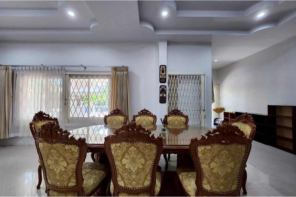 รูป [920611001-399] "บ้านเดี่ยวสัตหีบ ติดถนนสุขุมวิท พร้อมสระว่ายน้ำ" - รูปที่ 9/43