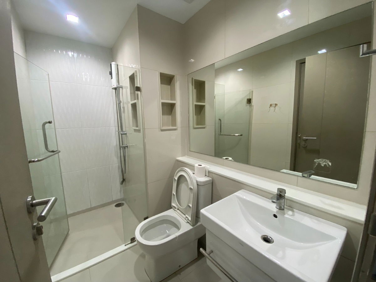 รูป ให้เช่าแล้ว! คอนโด Life Asoke Rama9 ใกล้ MRT Rama9 300 m. 2 ห้องนอน 1ห้องน้ำ 45 ตรม. 30,000ต่อเดือน - รูปที่ 7/9