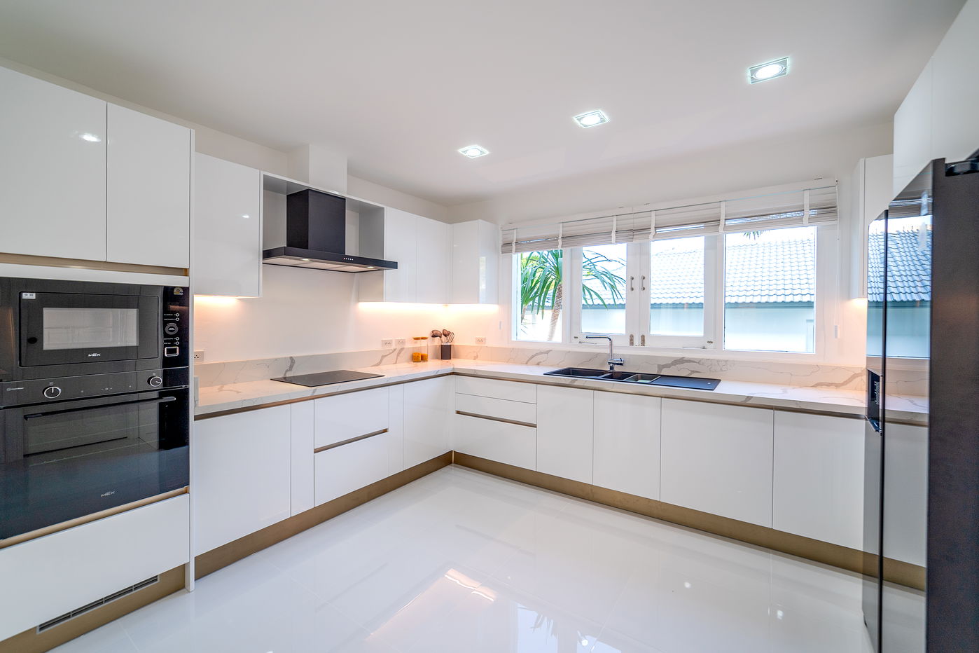 รูป Pool Villa for Sale in Bangsaray - รูปที่ 13/23