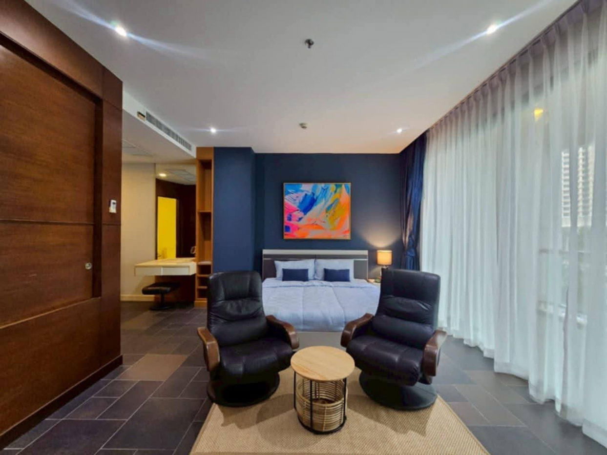 picture Luxury 2-Bedroom for Sale – Ananya Beachfront Condominium - 8/14