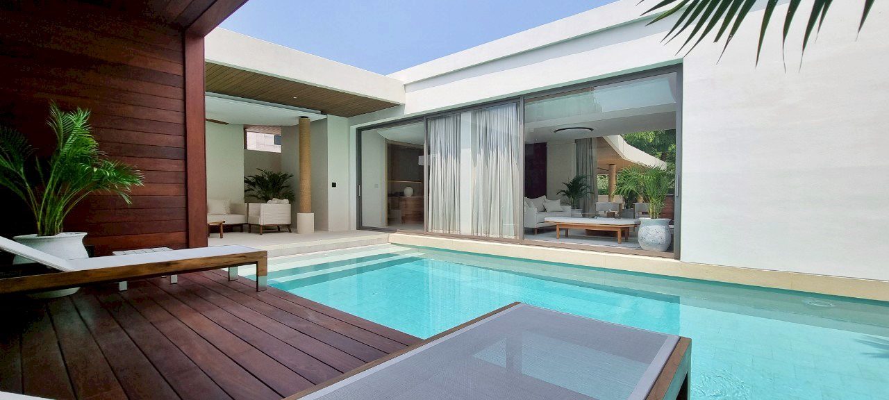 picture Luxury Modern Pool Villa in Na Jomtien for Sale - 4/25
