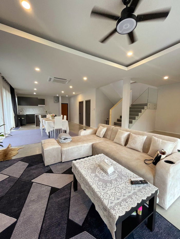 รูป 3-Storey Pool Villa for Sale in Huay Yai - รูปที่ 6/22