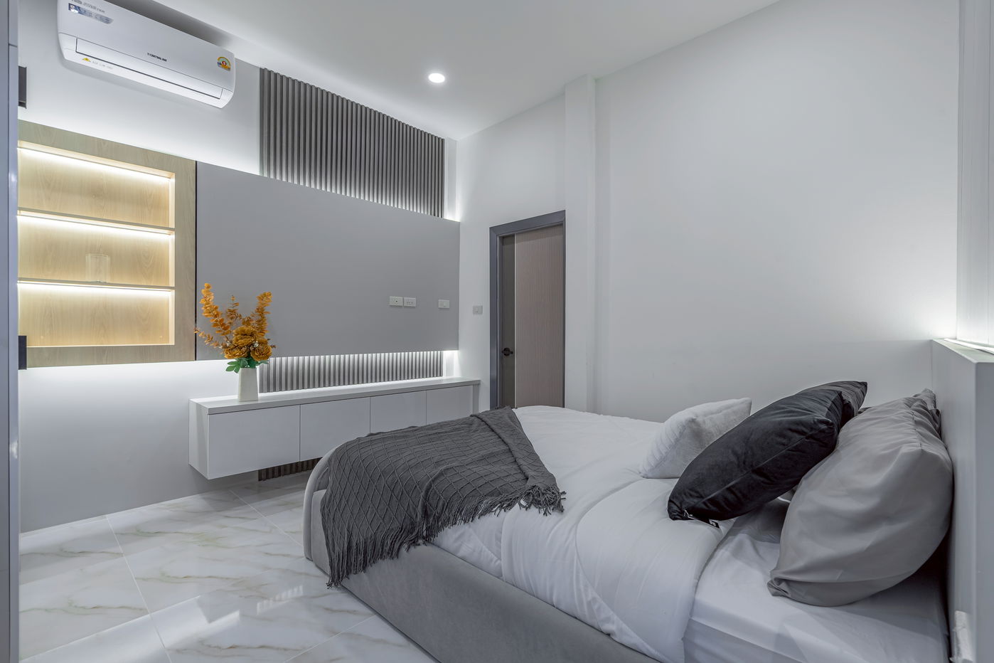 รูป ขายบ้านเดี่ยว 5 ห้องนอน พูลวิลล่า อีสต์ปัตตา - รูปที่ 10/28