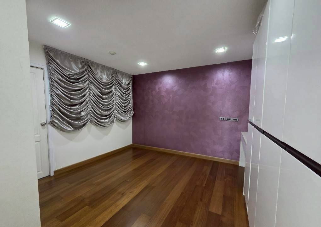 รูป ขายคอนโดห้องสไตล์ penthouse (สองห้องเชื่อม)  ติดถนน นราธิวาสราชนครินทร์  - รูปที่ 5/25