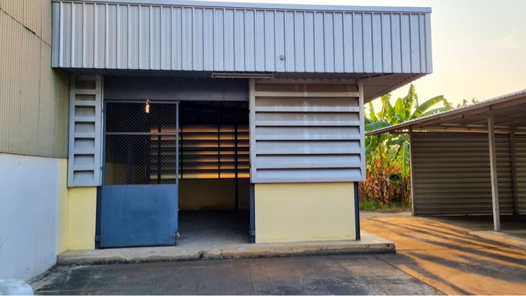 picture Chonburi factory near Laem Chabang Port - 3/7