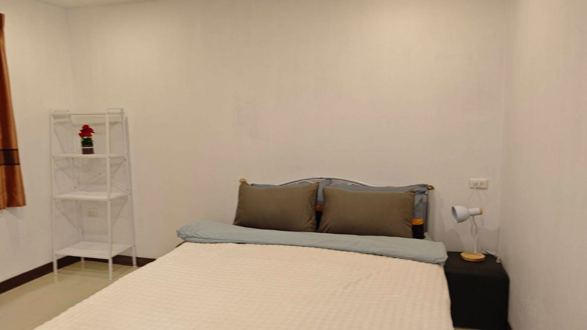 รูป 2BR- 🚀 Phuket Town Apartment: Move-In Ready & Budget-Friendly! - รูปที่ 10/13