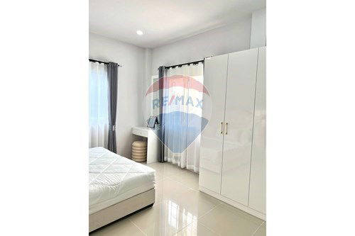 รูป [920611001-401] บ้านหรูบางละมุง พัทยา พร้อมอยู่ 284 ตร.ม. - รูปที่ 11/20