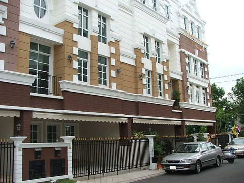 For Sell Townhouse at Plus City Park Sukhumvit 101/1