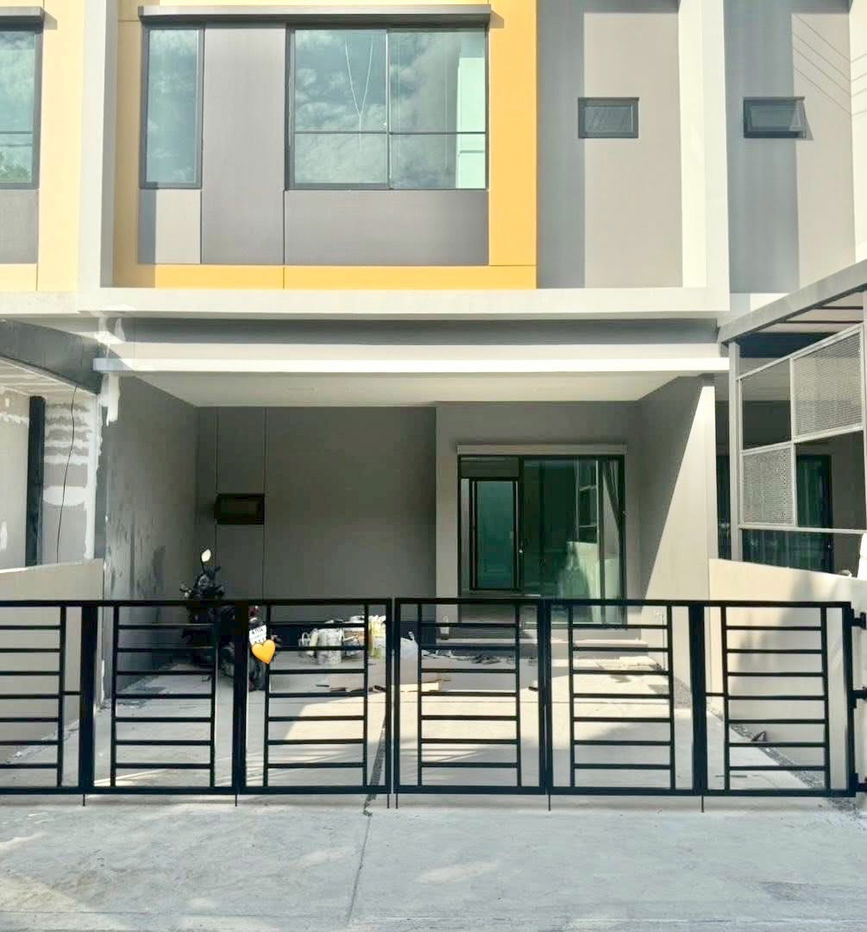 รูป ให้เช่าทาวน์โฮม สิริเพลส พหลโยธิน 52 เลี้ยงแมวระบบปิดได้ (รับทราบ) ทาวน์โฮม 2 ชั้น ทำเลถนนเทพรักษ์ บ้านสภาพใหม่  เฟอร์นิเจอร์ครบ ใกล้ BTS สายหยุด - รูปที่ 1/12