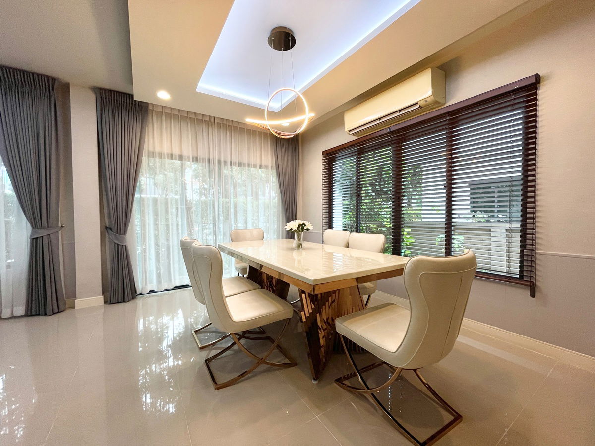 รูป 💥House for rent at Setthasiri Krungthep Kreetha, 4 bedroom ,corner unite, Near Brighton collage - รูปที่ 3/17