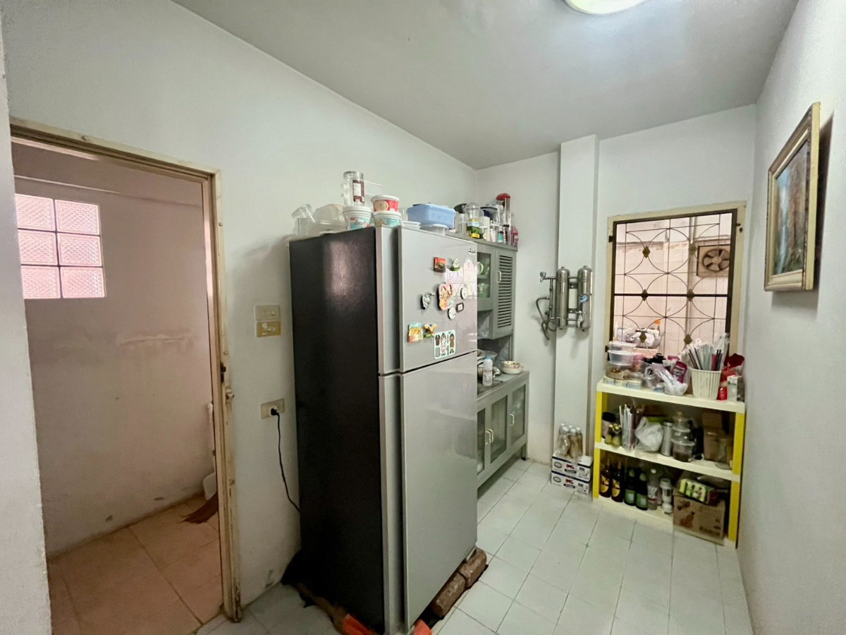 รูป ฟังก์ชั่นครบ พื้นที่ใช้สอยเพียบ!!! ขายบ้านเดี่ยว โครงการ หมู่บ้านชมเพลิน ซอยหมู่บ้านเศรษฐกิจ 46 ต่อเติมเยอะ รองรับครอบครัวใหญ่ | #TPI-2643 - รูปที่ 14/30