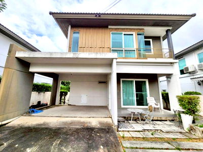 Houses for sale : For Sale: 2-Storey Single House in Pruklada Prachauthit 90 Village Land size 54 sq.w. | 3 Bedrooms | 2 Bathrooms | Parking for 2–3 Cars