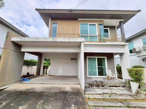 ขายบ้านเดี่ยว 2 ชั้น หมู่บ้าน พฤกษ์ลดา ประชาอุทิศ 90 ที่ดิน 54 ตรวา. 3ห้องนอน 2น้ำ 2-3จอด