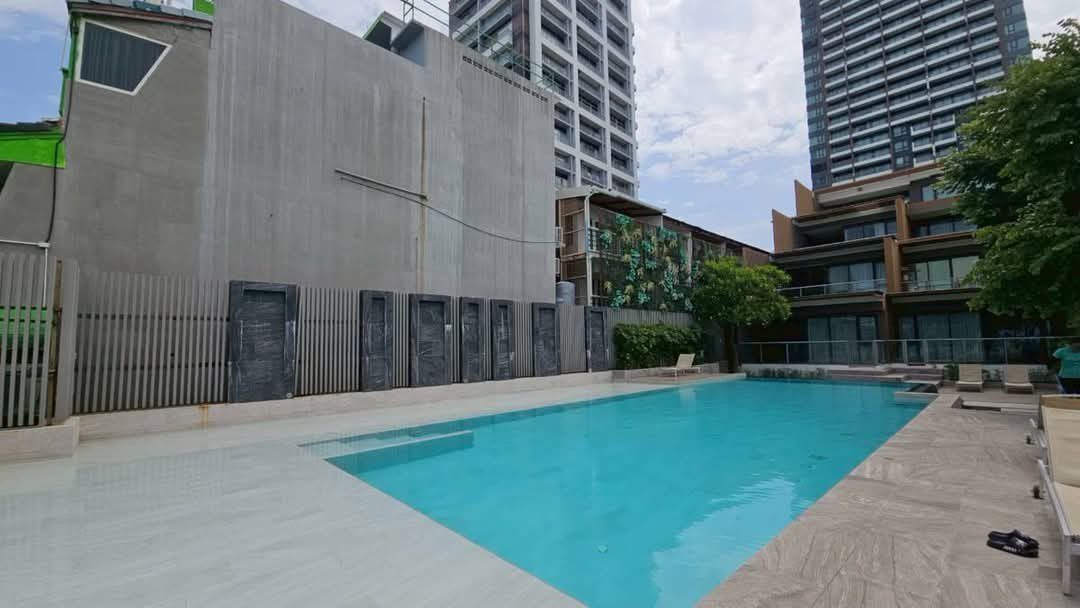 picture Aeras Beachfront Condominium 1 Bedroom for Sale - 5/6