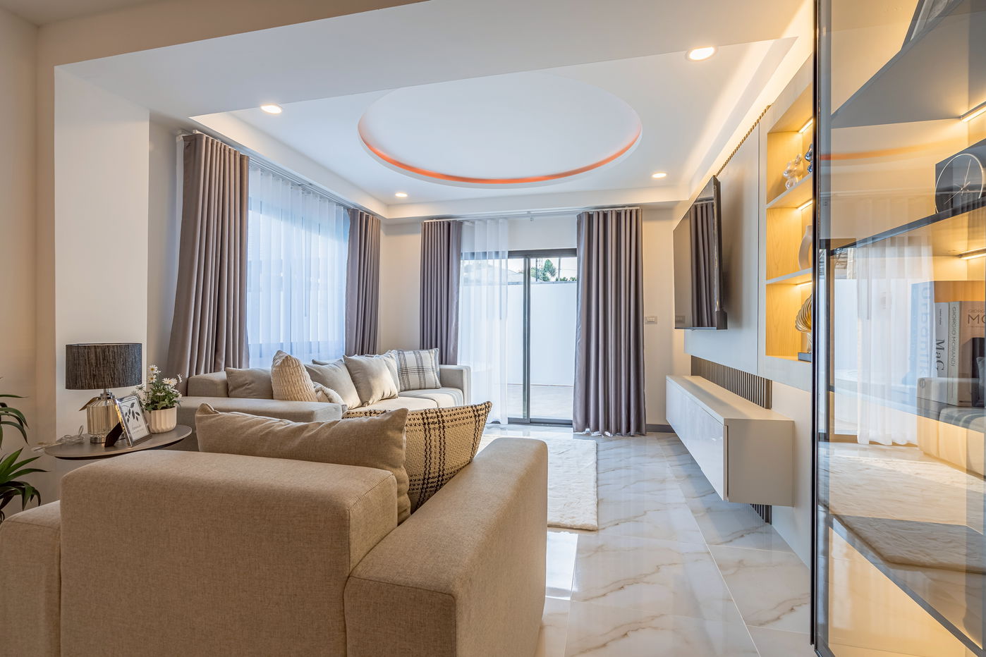 รูป ขายบ้านเดี่ยว 5 ห้องนอน พูลวิลล่า อีสต์ปัตตา - รูปที่ 24/28