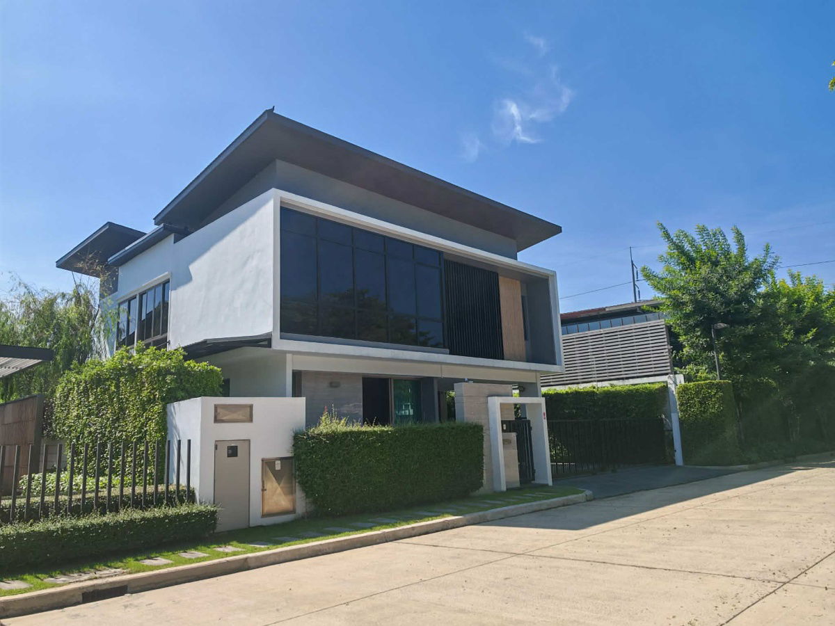 รูป ขายบ้านเดี่ยว2ชั้น พื้นที่ 100.2 ตร.ว.หมู่บ้านไอคอน ปิ่นเกล้า  ถ.พุทธมณฑลสาย 2 ต.ศาลาธรรมสพน์  อ.เทวีวัฒนา จ.กรุงเทพมหานคร - รูปที่ 1/8